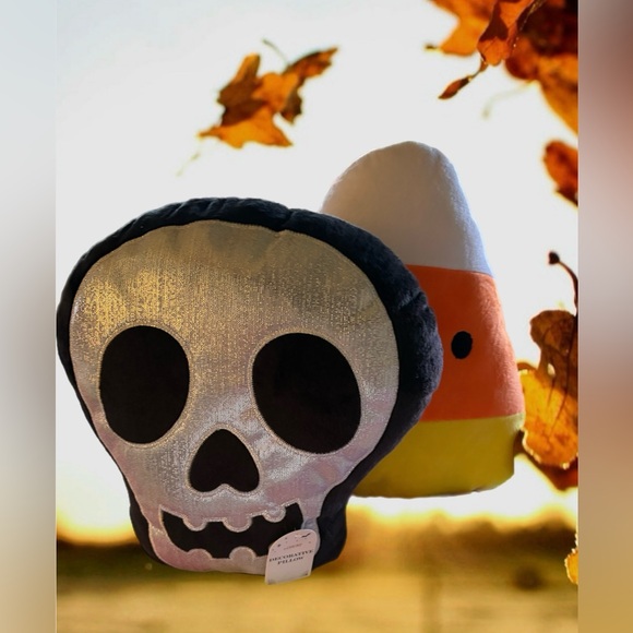 Skull and Candy Corn Plush Set NWT - Picture 1 of 5